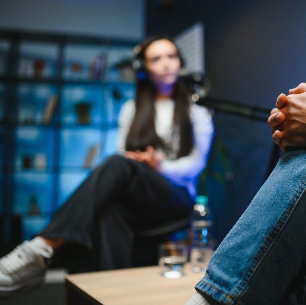 show host interviewing woman during live stream t 2026 01 08 23 55 39 utc scaled e1771937419535